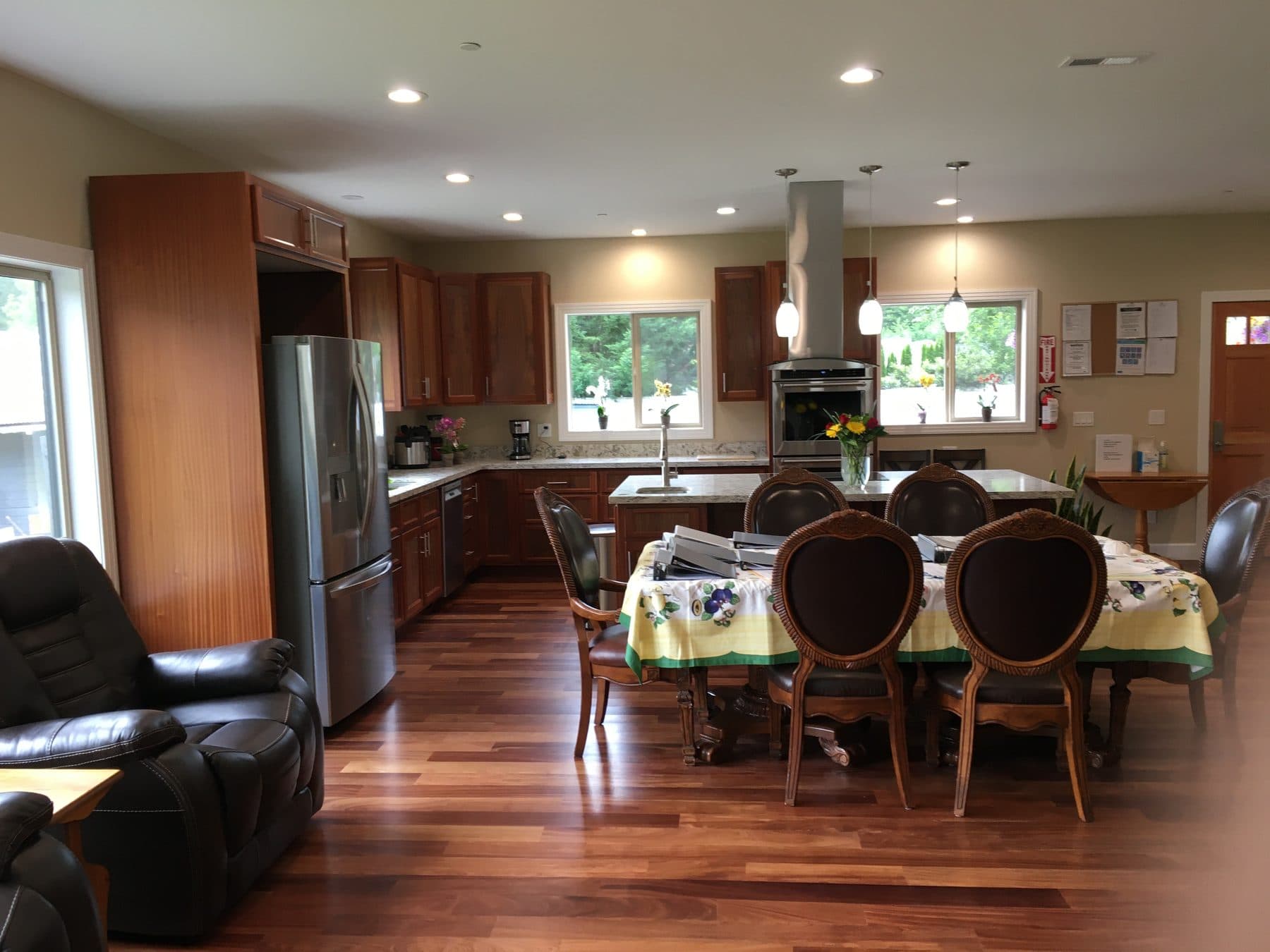Inviting shared dining space